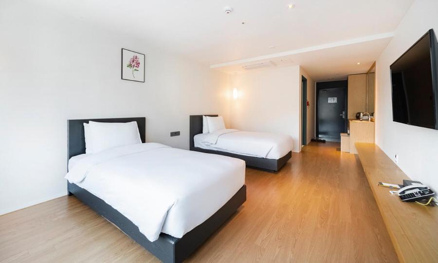 Yeosu Hotel Haven Buitenkant foto