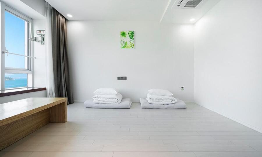 Yeosu Hotel Haven Buitenkant foto